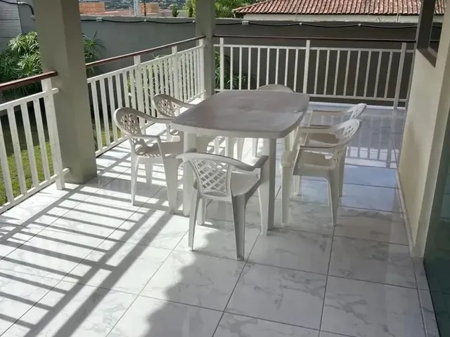 Imagem 7: Casa para Alugar 5 Quartos 3 Suítes Ar Condiciona com 250M² em Gravatá