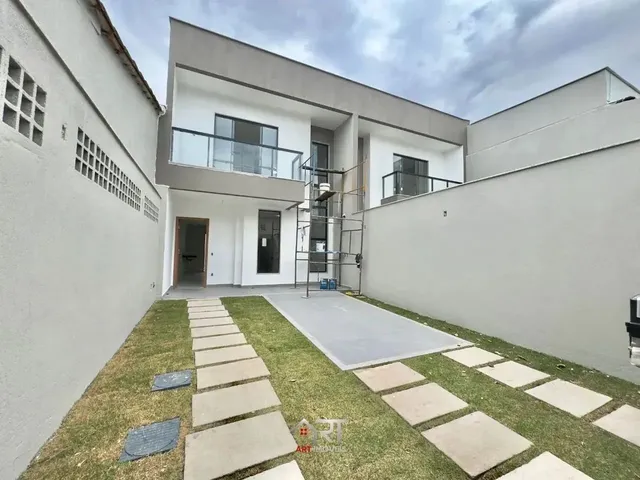 Imagem: Casa Duplex, Nova com 3 Quartos em Jardim