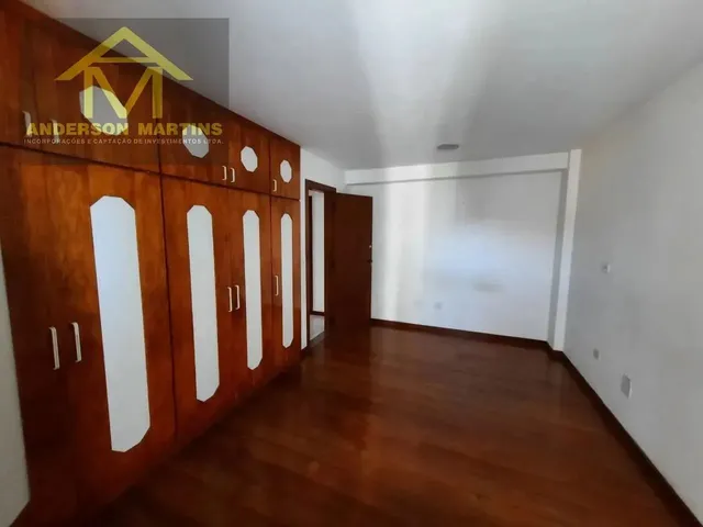 Imagem 2: Lindo 4 Quartos na Praia da Costa Cod 16996 F