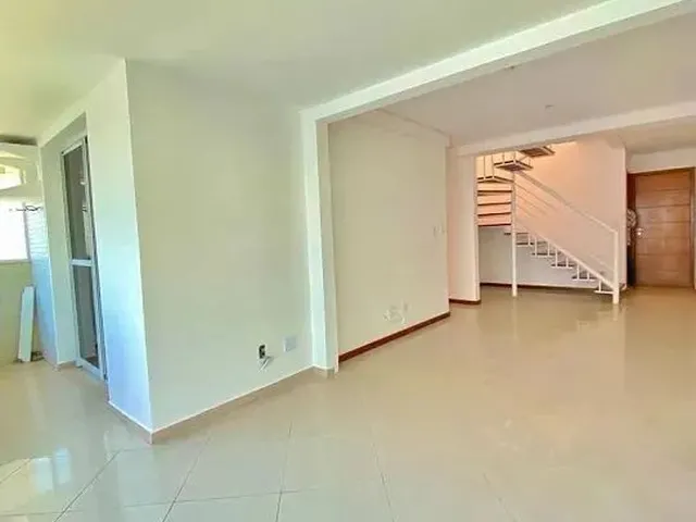 Imagem 13: Luxuosa Cobertura Duplex na Praia de Beverly Hills, 3 Quartos, 2 Suítes, 2 Vagas, Piscina