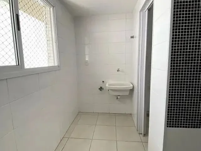 Imagem 6: Luxuosa Cobertura Duplex na Praia de Beverly Hills, 3 Quartos, 2 Suítes, 2 Vagas, Piscina