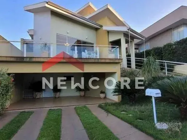 Imagem: A casa em condomínio possui 3 Dormitórios, 1 Suíte, 2