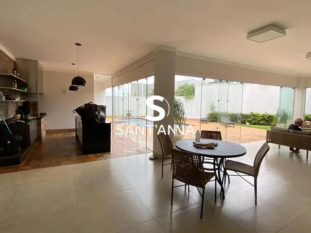 Imagem: Casa de Alto Padrão no Residencial Sol