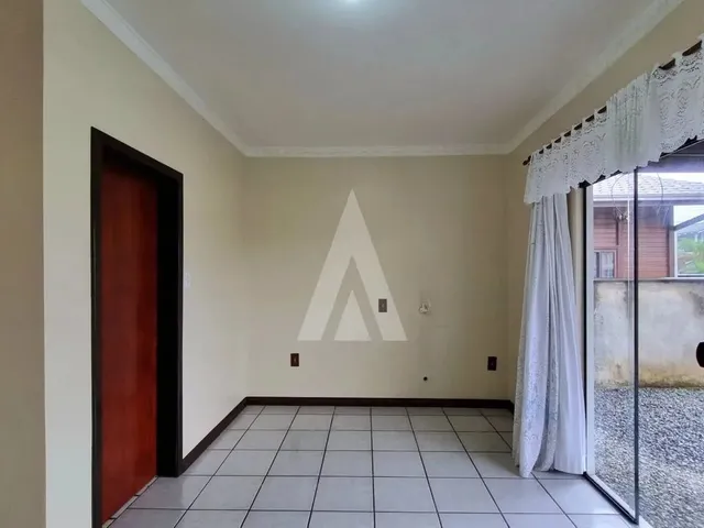 Imagem 16: Geminado com 2 Quartos, Sala de Estar e Jantar, 1 Banheiro Social e Área de Serviço No