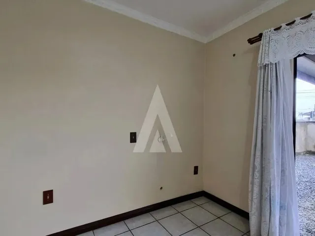Imagem 12: Geminado com 2 Quartos, Sala de Estar e Jantar, 1 Banheiro Social e Área de Serviço No