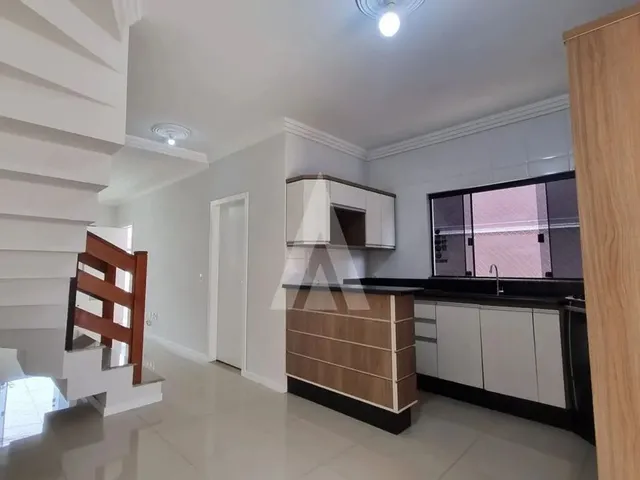 Imagem 4: Casa Geminada com 3 Quartos, Sendo 1 Suíte, no Bairro Aventureiro