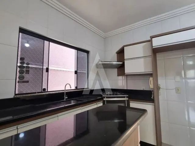 Imagem 6: Casa Geminada com 3 Quartos, Sendo 1 Suíte, no Bairro Aventureiro