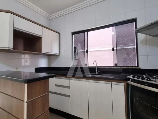 Imagem 8: Casa Geminada com 3 Quartos, Sendo 1 Suíte, no Bairro Aventureiro