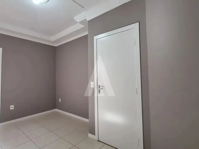 Imagem 2: Casa Geminada com 3 Quartos, Sendo 1 Suíte, no Bairro Aventureiro