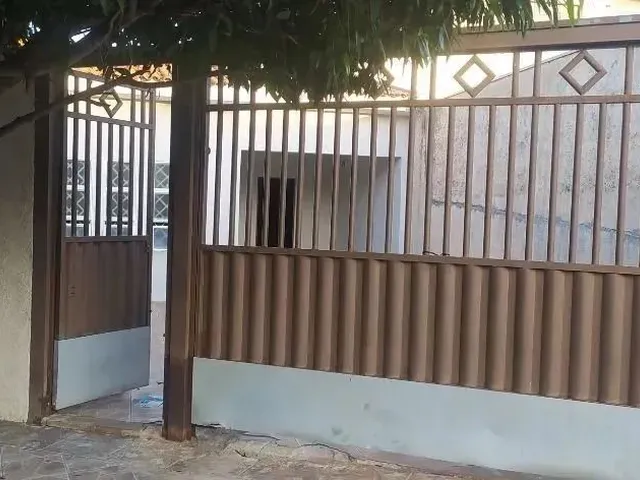 Imagem: Casa com 3 Dormitórios À Venda, 120 M²