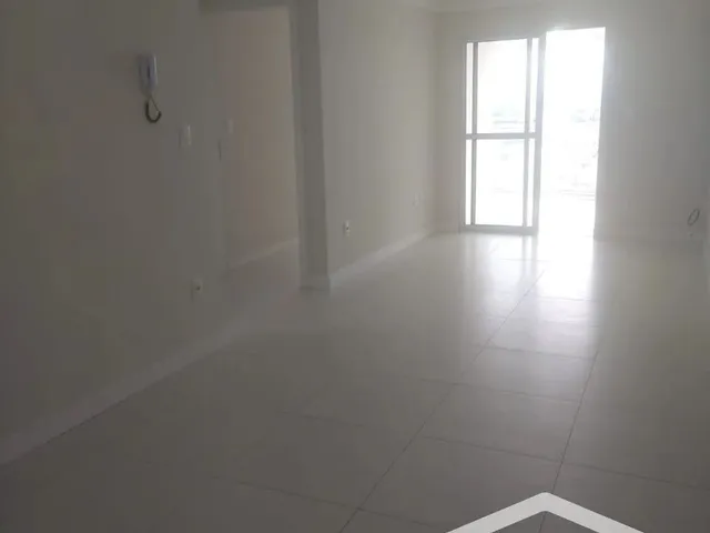 Imagem 10: Apartamento Semi Mobiliado com 02 Dormitórios Sendo 01 Suíte no Centro da Cidade De