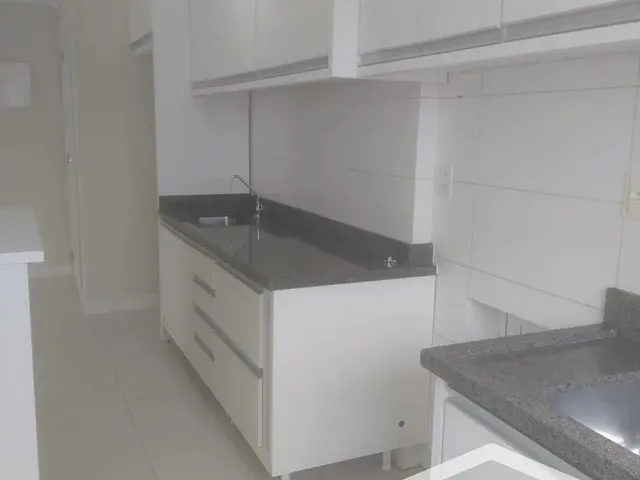 Imagem 3: Apartamento Semi Mobiliado com 02 Dormitórios Sendo 01 Suíte no Centro da Cidade De