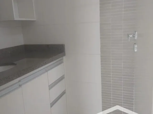 Imagem 7: Apartamento Semi Mobiliado com 02 Dormitórios Sendo 01 Suíte no Centro da Cidade De