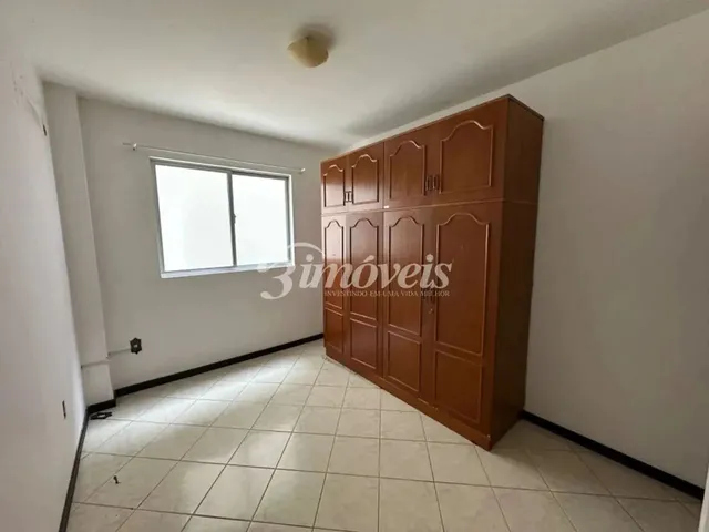 Imagem 6: Apartamento para Locação Anual, com 2 Quartos (Sendo Uma Suíte), 1 Vaga de Garagem