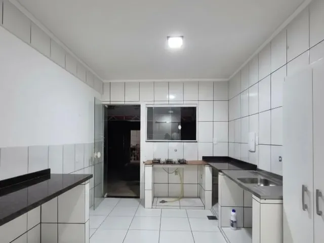 Imagem: Alugo Kitnet Livre de Água e Luz