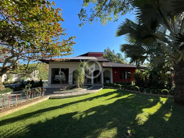 Imagem: Linda Casa em Meio a Natureza
