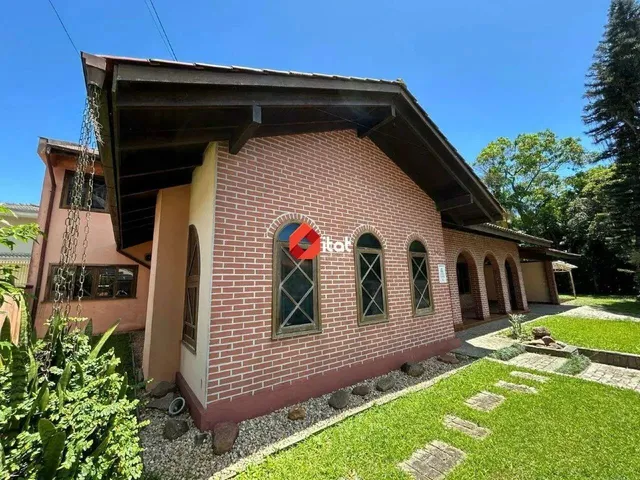 Imagem: Casa para Aluguel, 5 Quartos, Centro - Jaraguá