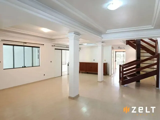 Imagem 2: Casa com 5 Dormitórios para Alugar, 421 M² por R$ 8.630,00/Mês - Ponta Aguda