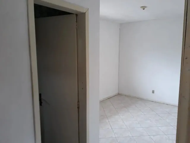 Imagem 6: Alugo Andar Superior de Sobrado R$: 2.290,00 Centro de Navegantes Bem Próximo a Delegacia