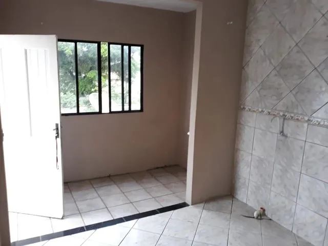 Imagem 7: Alugo Andar Superior de Sobrado R$: 2.290,00 Centro de Navegantes Bem Próximo a Delegacia