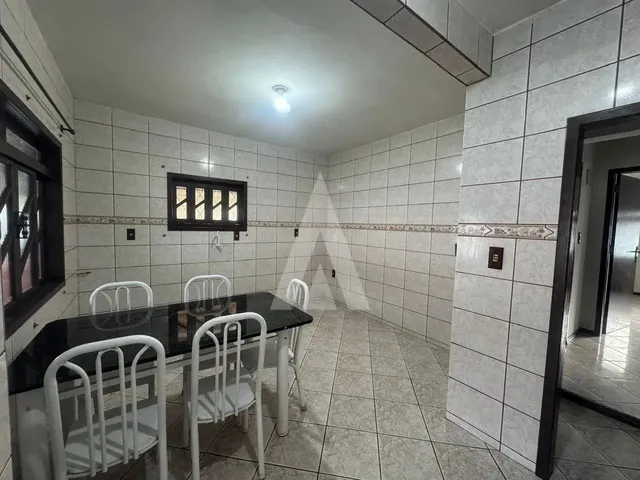 Imagem 11: Casa Localizada no Bairro Aventureiro, Composta por Dois Quartos, Varanda e Uma Vaga de Ga