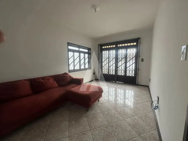 Imagem 15: Casa Localizada no Bairro Aventureiro, Composta por Dois Quartos, Varanda e Uma Vaga de Ga