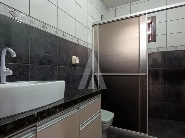 Imagem 7: Casa Localizada no Bairro Aventureiro, Composta por Dois Quartos, Varanda e Uma Vaga de Ga