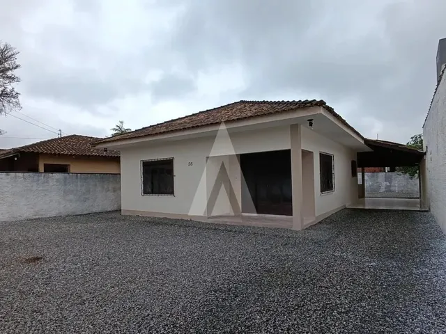 Imagem 2: Casa Localizada no Bairro Aventureiro, Composta por Dois Quartos, Varanda e Uma Vaga de Ga