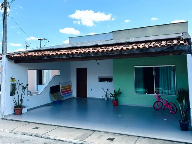 Imagem: Linda Casa em Condomínio. Porteira Fechada
