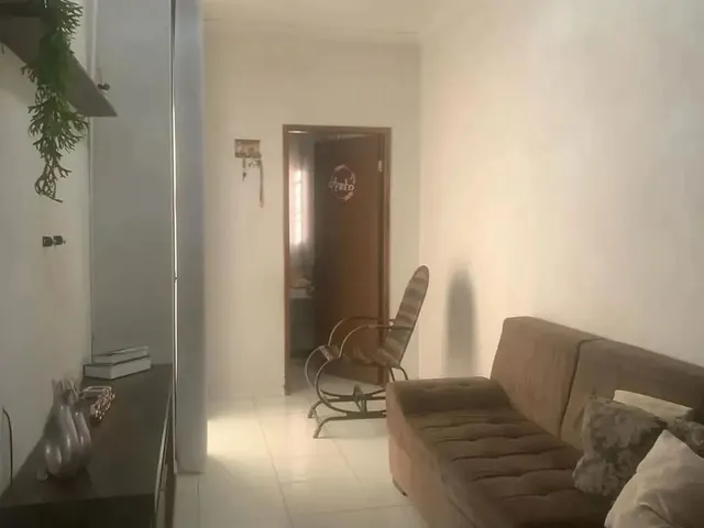 Imagem 3: Casa 2/4 no Centro