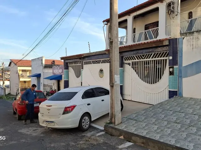 Imagem 2: Excelente Casa Duplex de 5/4, Sendo 3 Suites