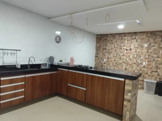 Imagem 1: Casa para Vender Condomínio Fechado