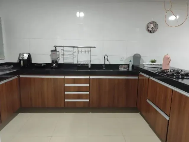 Imagem 3: Casa para Vender Condomínio Fechado