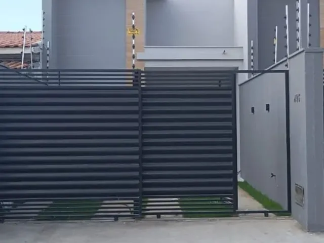 Imagem: Casa no Bairro Papagaio com 2/4 Sendo 01