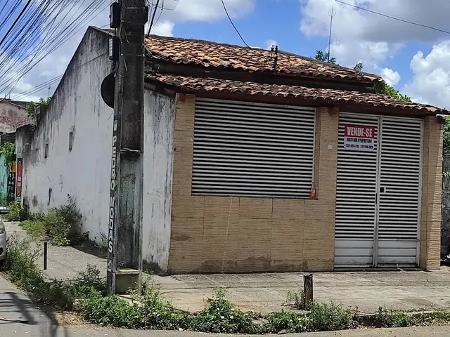 Imagem: Oportunidade na Praça do Assis