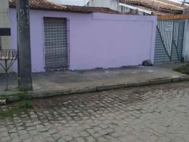 Imagem 1: Vendem- Se Casas. (Mangabeira