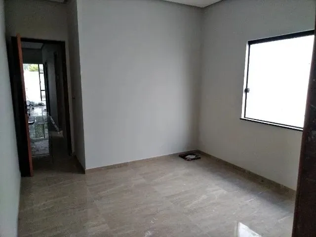 Imagem 3: =Linda Casa a Venda- Próximo Av Fraga Maia -Faixada Moderna e com Pé Direito Duplo
