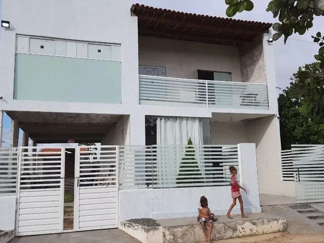 Imagem: Casa Enorme na Praia Caueira pra Vender