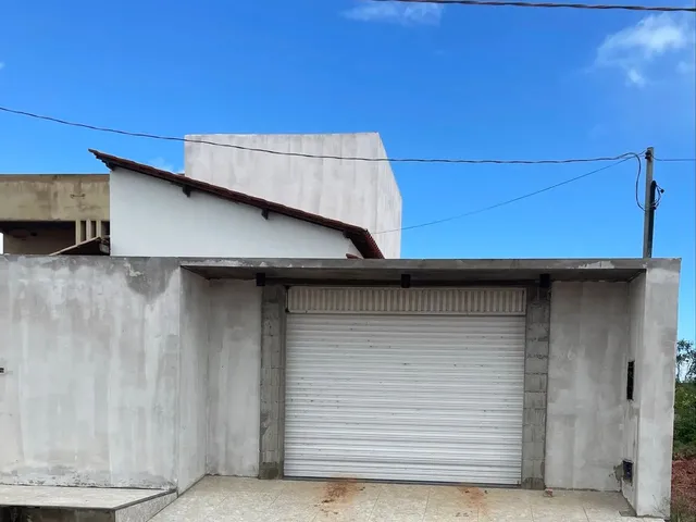 Imagem: A casa em condomínio possui 5 Dormitórios, 3 Banheiros, 2