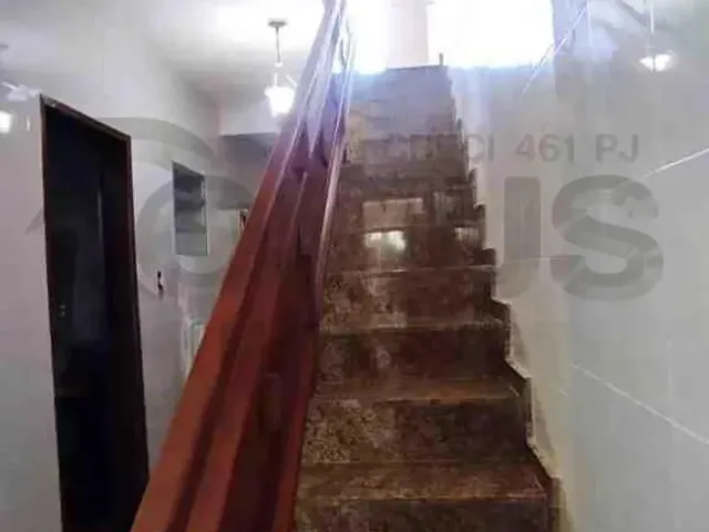 Imagem 14: Casa no Centro com Suítes Amplas, Quintal e Varanda Financiamento Disponível