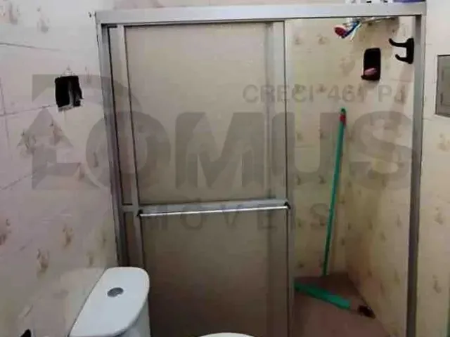 Imagem 9: Casa no Centro com Suítes Amplas, Quintal e Varanda Financiamento Disponível