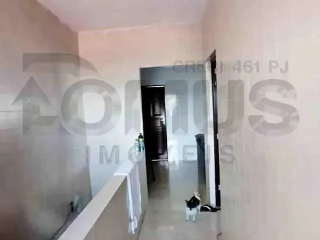 Imagem 12: Casa no Centro com Suítes Amplas, Quintal e Varanda Financiamento Disponível