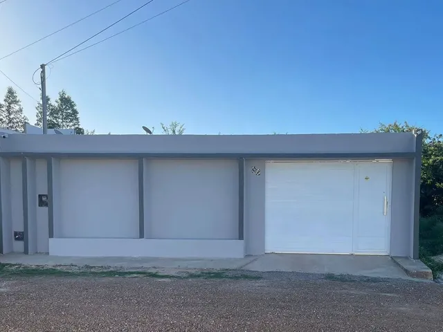 Imagem 14: Casa na Cidade de Salgado 2/4 com Suítes e Piscina