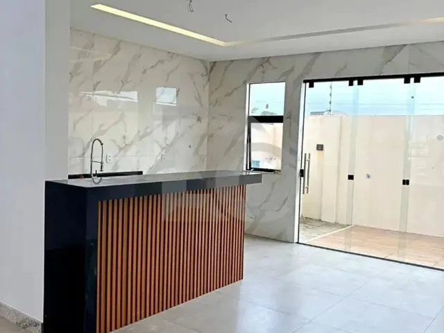 Imagem 6: Maluí Residence: Casa Espaçosa com Sala Ampla, Varanda Integrada e 2 Vagas