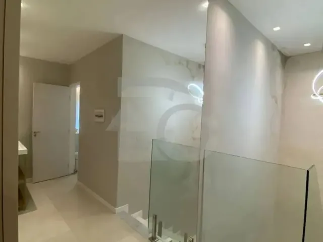 Imagem: Casa Espaçosa com 3 Suítes, Piscina e