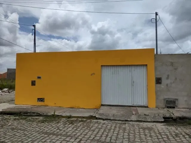 Imagem: A casa possui 2 Dormitórios, 1 Banheiro e está localizado