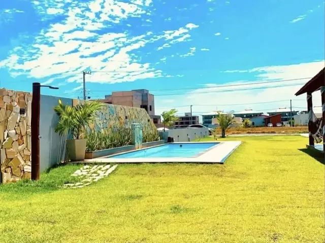 Imagem: A casa em condomínio possui 4 Dormitórios, 2 Suítes, 4