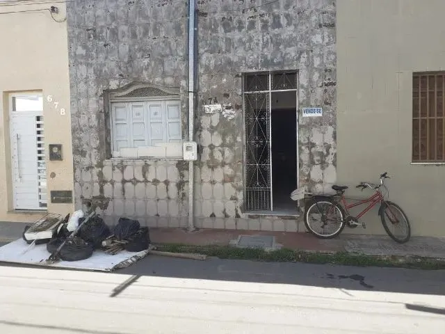 Imagem: A casa possui 3 Dormitórios, 1 Banheiro, 110m² de Área e