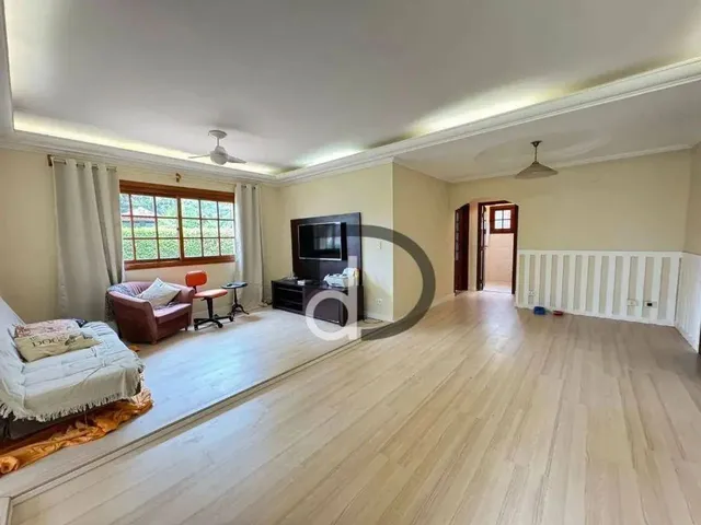 Imagem: Casa com 4 Quartos À Venda, 300 M² - Condomínio