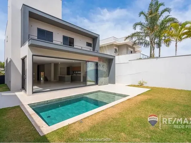 Imagem: Casa Nova para Aluguel com 3 Suítes no